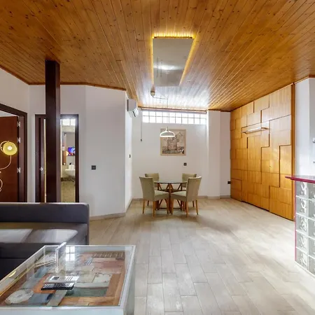 Autor By Caleta Homes Malaga